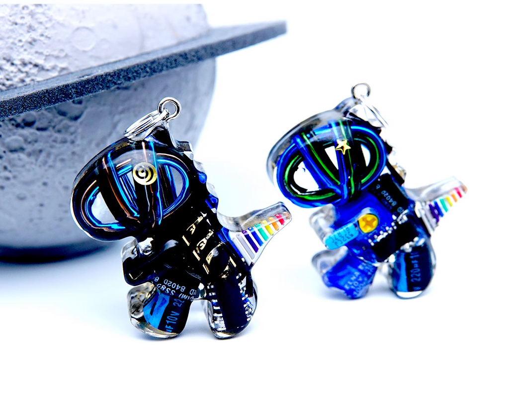 Original Cyberpunk Little Dinosaur Delicate High Design Couple Necklace - MERGE.DAY.1.FREESTYLE