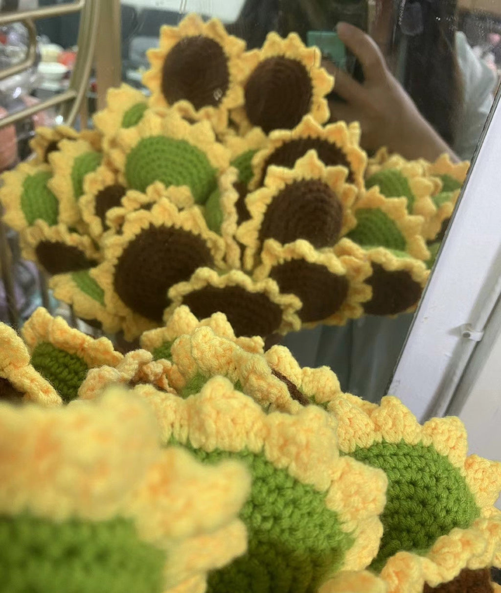 Sunflower hand-knitted flowers wool crocheted gift flower - MERGE.DAY.1.FREESTYLE