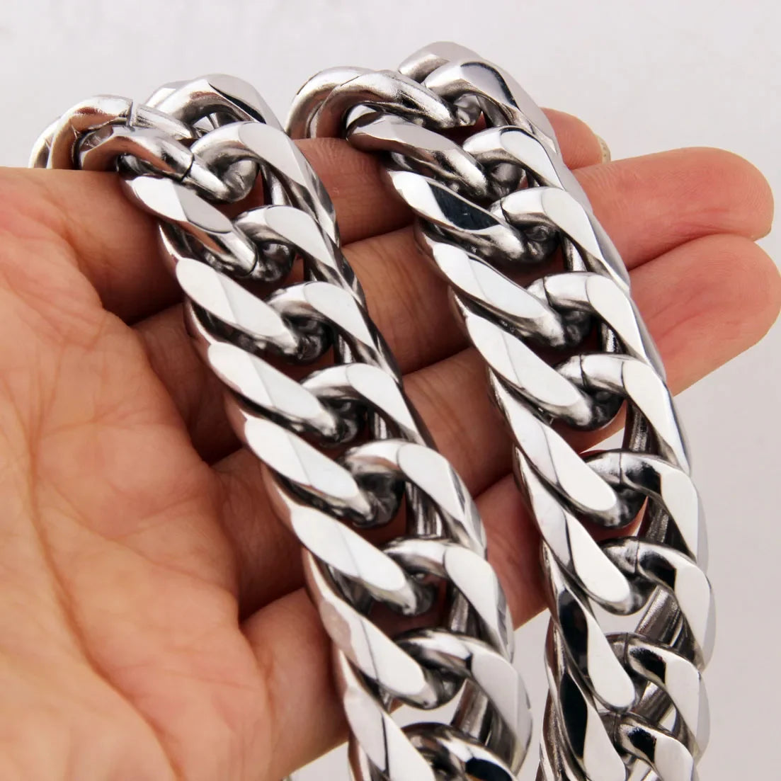 chunky silver necklace - MERGE.DAY.1.FREESTYLE