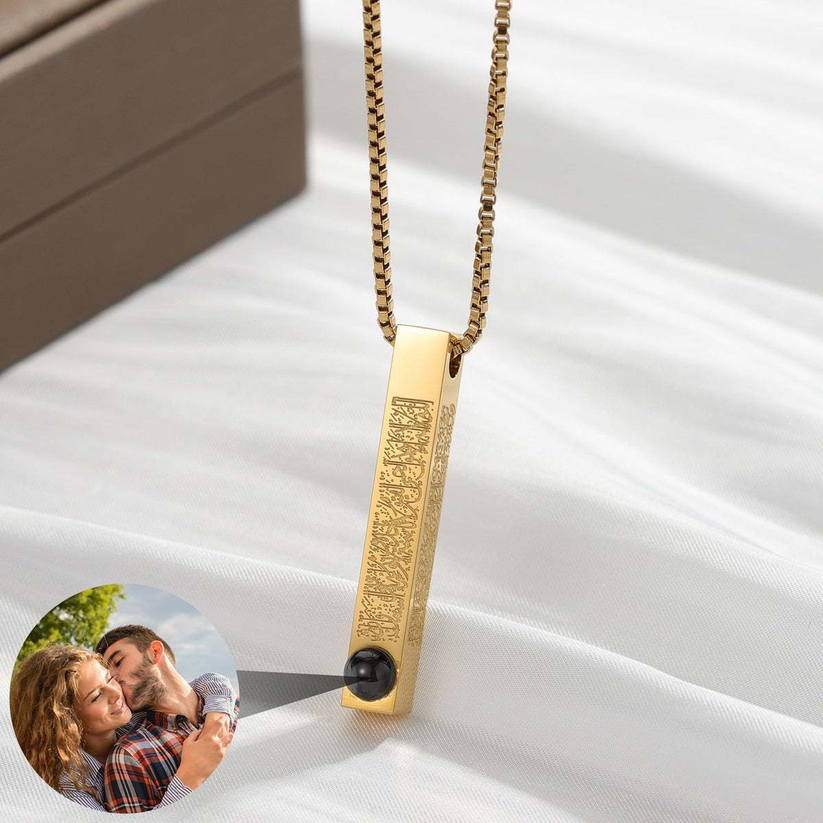 Custom Projection Photo Necklace For Women Fashion 3D Bar Necklaces Arabic Quran Amulet - MERGE.DAY.1.FREESTYLE