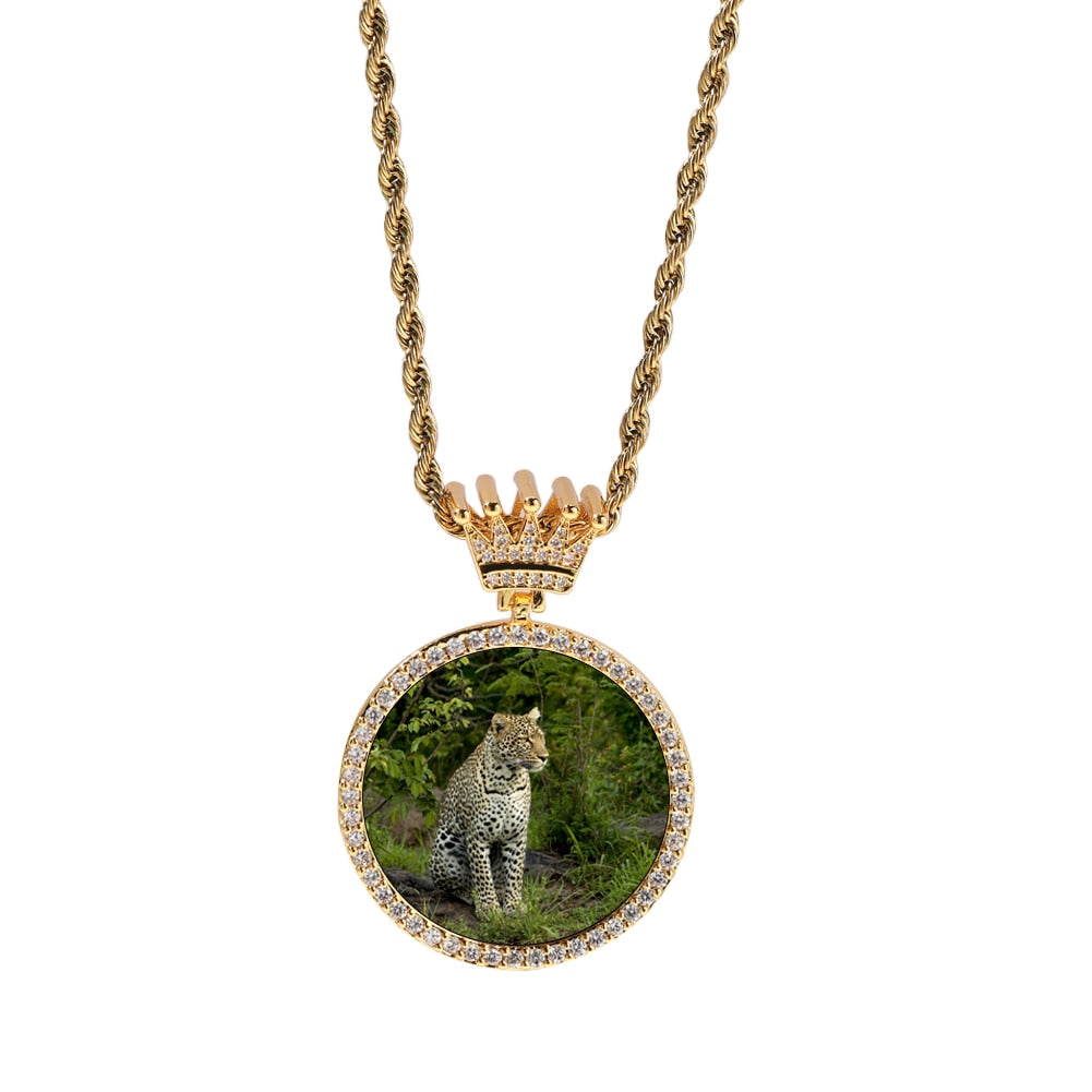 Crown Clasp Medallions Custom Photo Memory Round Pendant Engrave HipHop Jewlery - MERGE.DAY.1.FREESTYLE