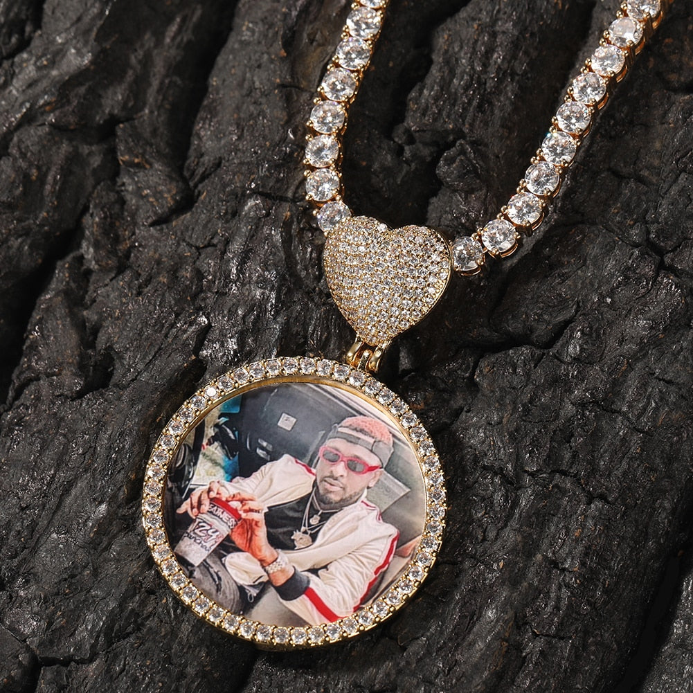 Round Heart Clasp Medallions Custom Photo Memory Pendant Engrave Name HipHop Jewlery - MERGE.DAY.1.FREESTYLE