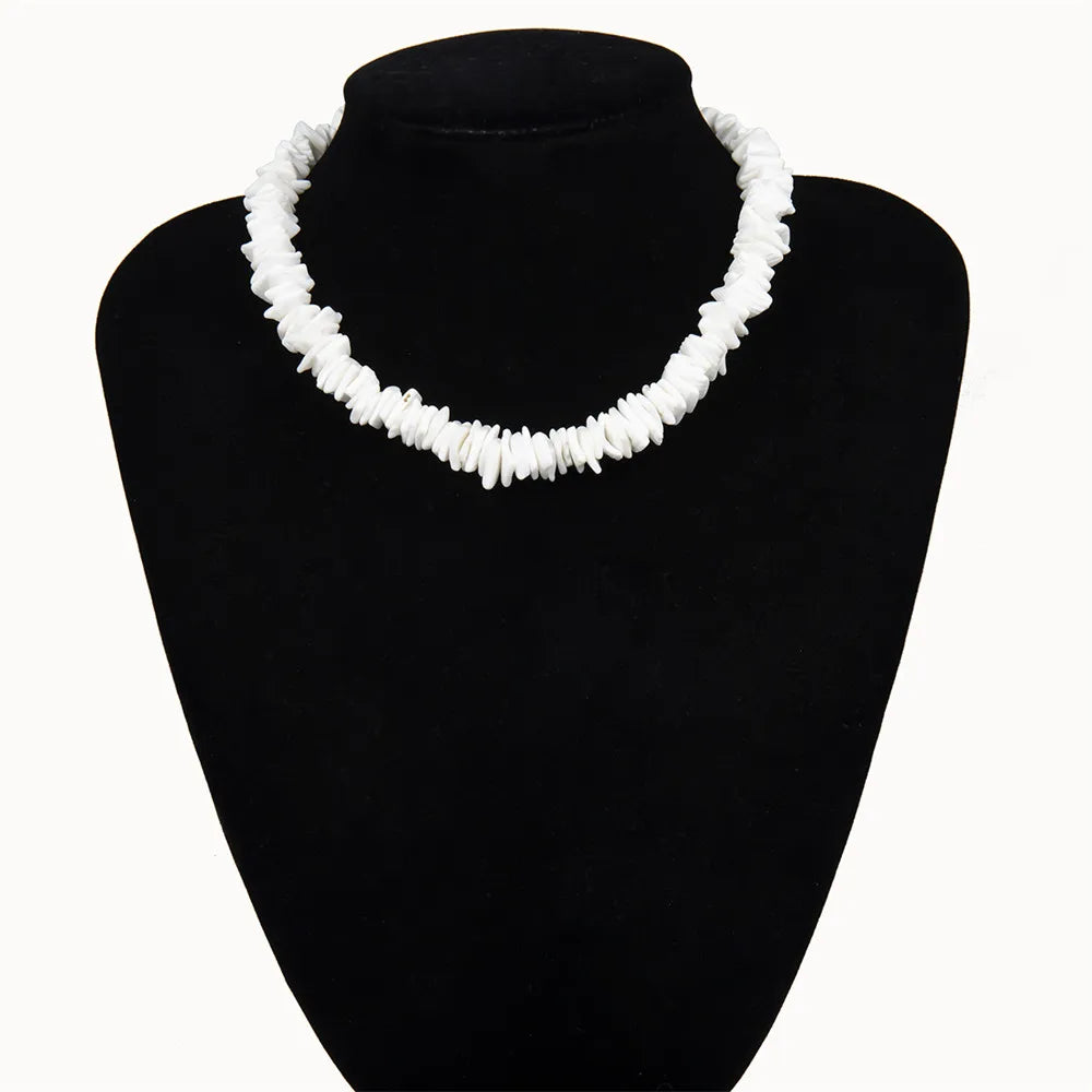 Bohemian Hawaii Puka White Clam Chips Shell Necklace - MERGE.DAY.1.FREESTYLE