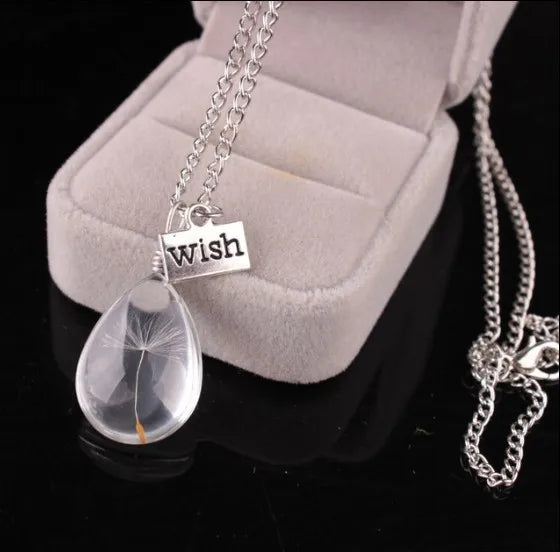 dandelion necklace - MERGE.DAY.1.FREESTYLE