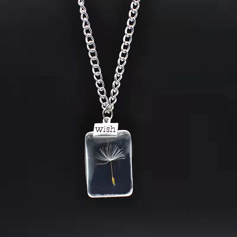 dandelion necklace - MERGE.DAY.1.FREESTYLE