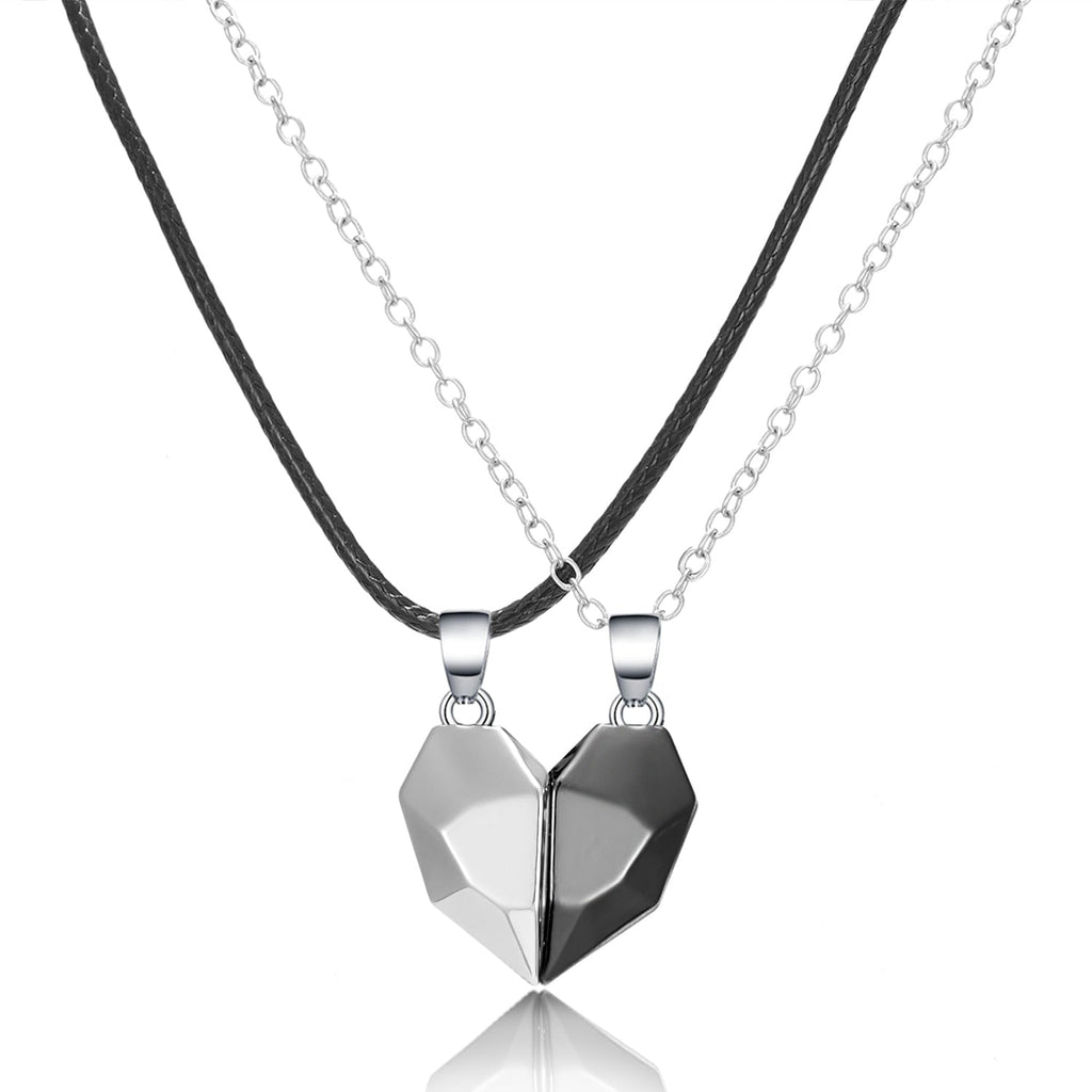 2Pcs Punk Heart Pendant Couple Necklace Lover Distance Faceted Magnetic Necklace - MERGE.DAY.1.FREESTYLE