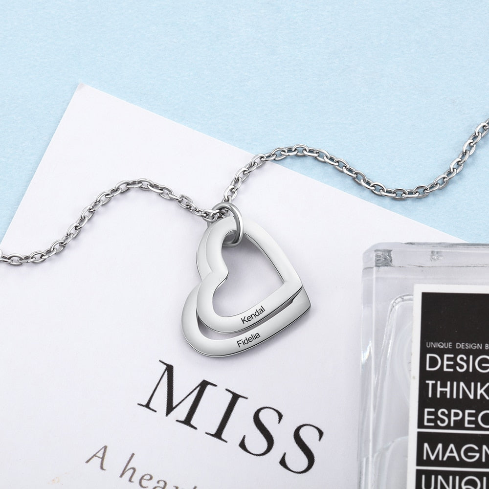 Personalized Family Necklace with 2-4 Names Heart Engraved Necklace - MERGE.DAY.1.FREESTYLE