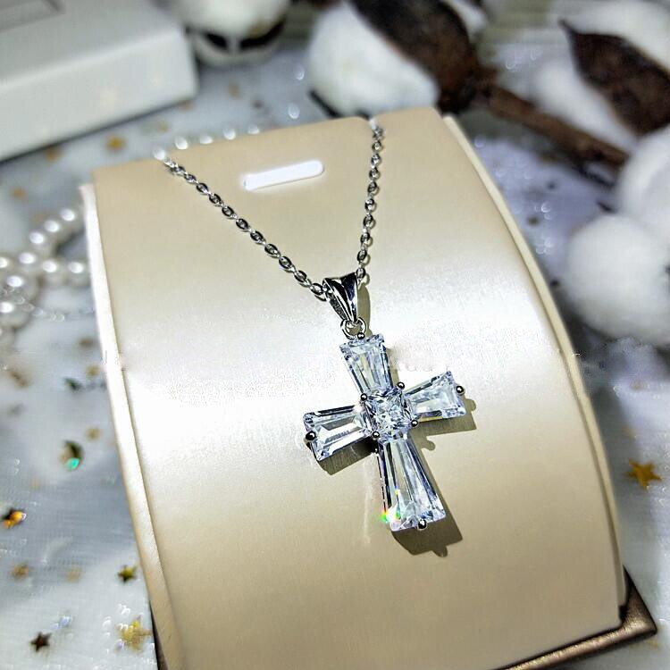 Luxury Women White Crystal Pendant Necklace Charm Silver Color Chain Necklace - MERGE.DAY.1.FREESTYLE