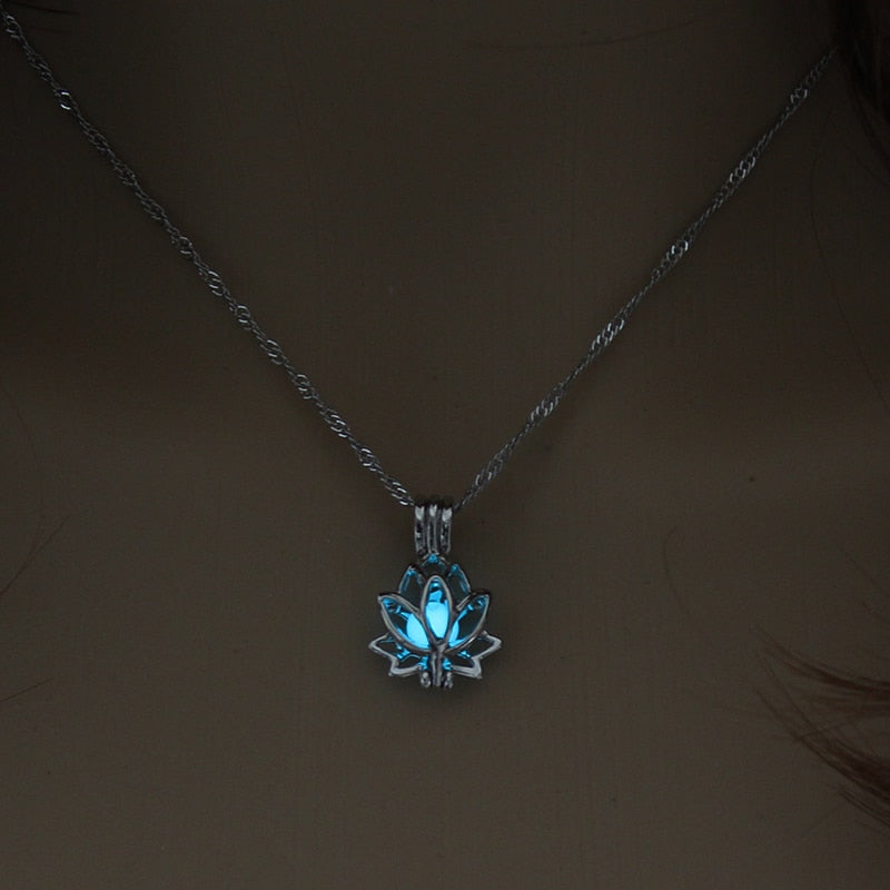 Hollow Luminous Stone Gem Charm Jewelry Pendant Necklace Gifts - MERGE.DAY.1.FREESTYLE