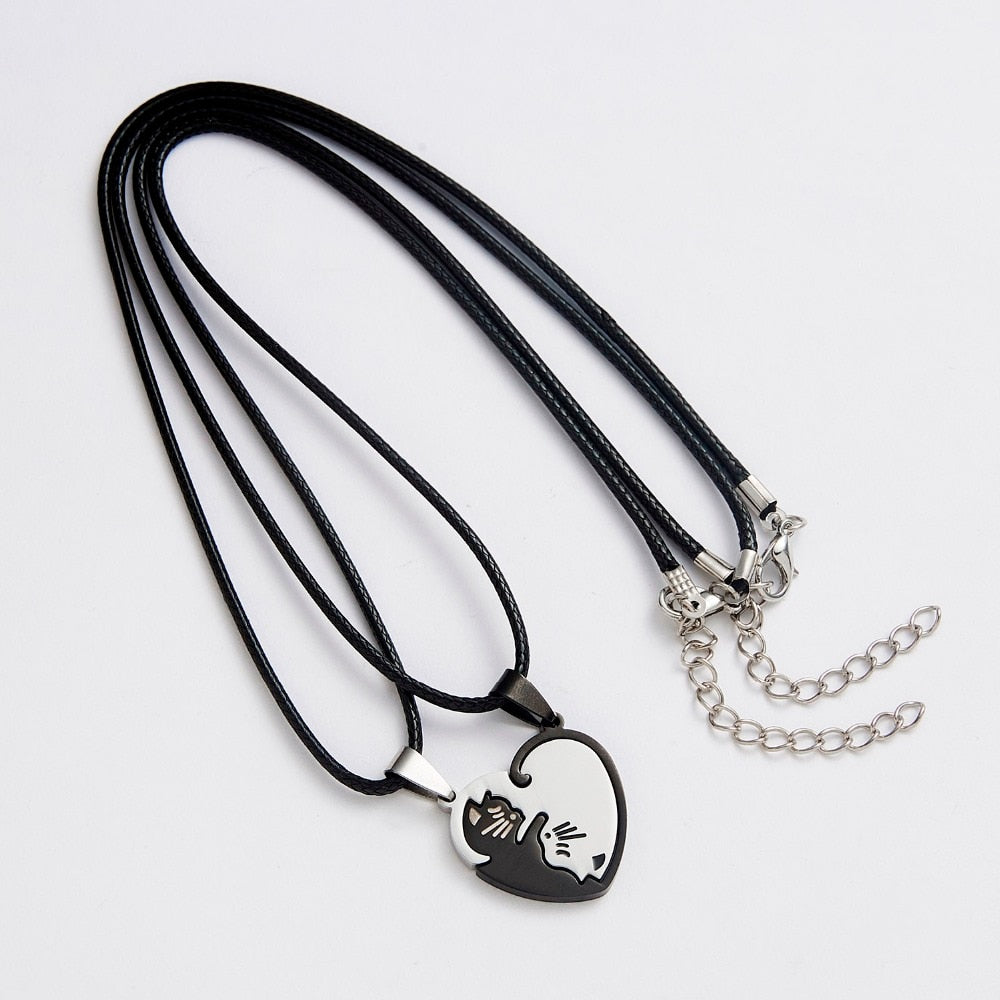 Black White Cat Stitching Necklace Friendship Heart Shape Gold White Cat Cute Couple Jewelry - MERGE.DAY.1.FREESTYLE