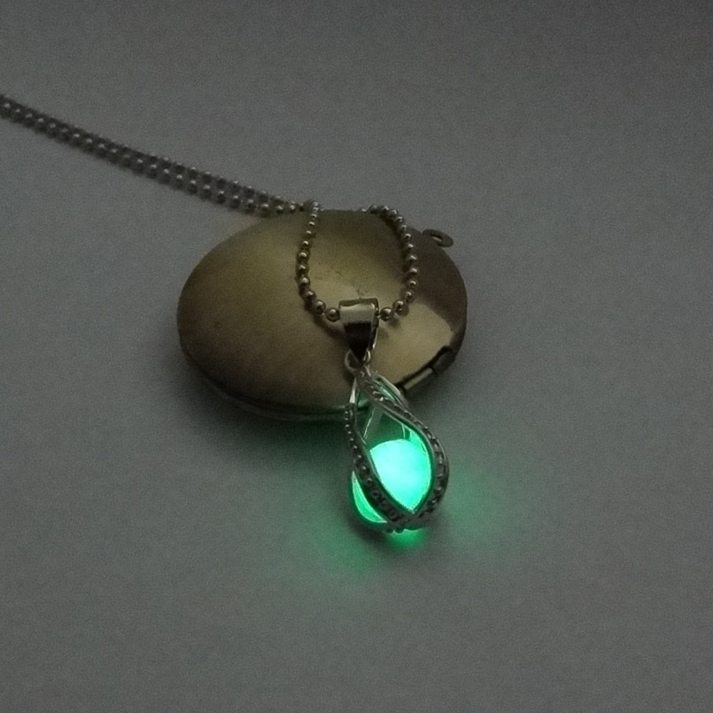 Hollow Luminous Stone Gem Charm Jewelry Pendant Necklace Gifts - MERGE.DAY.1.FREESTYLE