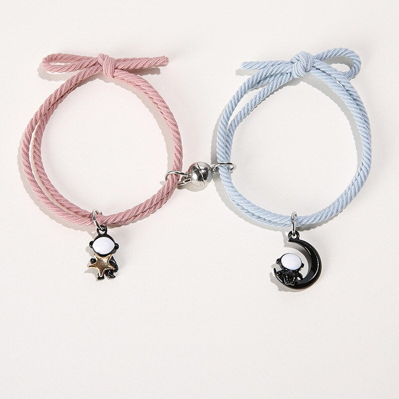 2Pcs/ Set Cartoon Magnetic Couple Bracelets with Moon Robots Pendant - MERGE.DAY.1.FREESTYLE