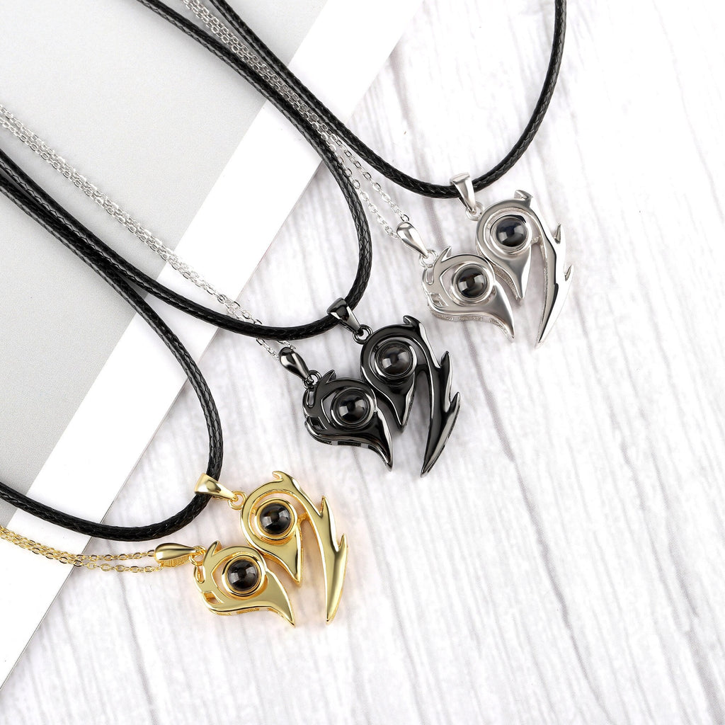 One Pair Magnetic Flame Heart Shaped Custom 100 languages Name Projection Couples Necklaces - MERGE.DAY.1.FREESTYLE