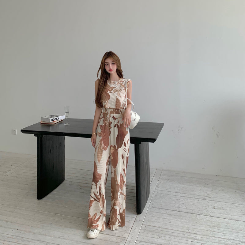 Summer Two-piece Women Printed Sleeveless Vest + Casual Mopping Trousers Female Sets - MERGE.DAY.1.FREESTYLE