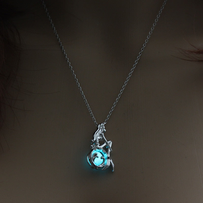 Hollow Luminous Stone Gem Charm Jewelry Pendant Necklace Gifts - MERGE.DAY.1.FREESTYLE