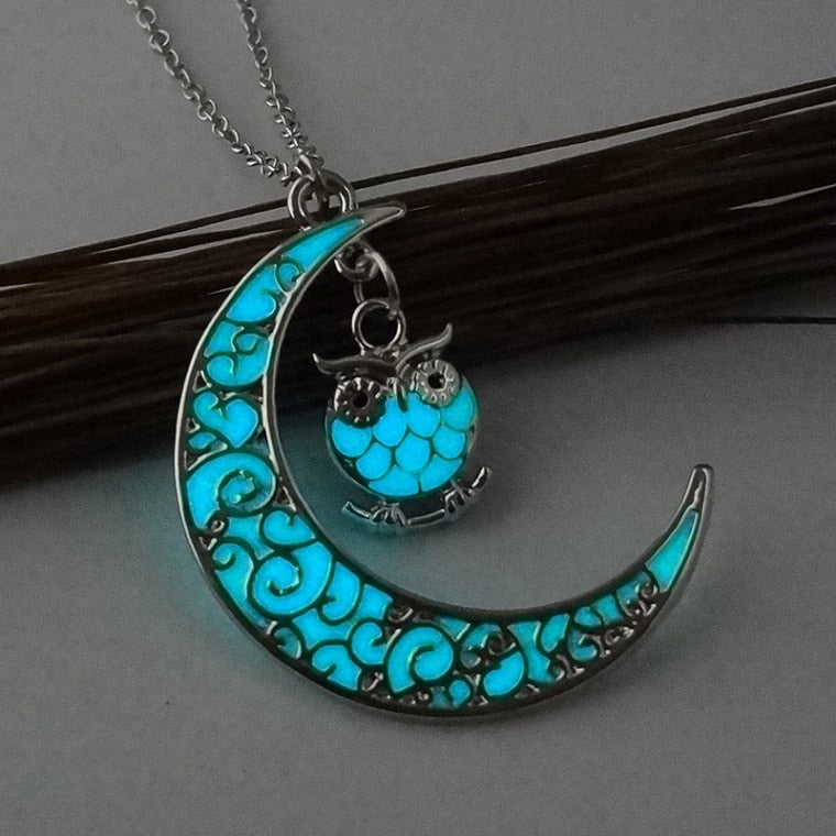Hollow Luminous Stone Gem Charm Jewelry Pendant Necklace Gifts - MERGE.DAY.1.FREESTYLE