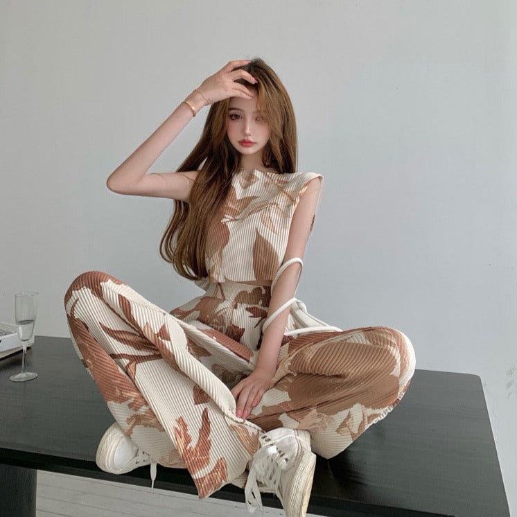 Summer Two-piece Women Printed Sleeveless Vest + Casual Mopping Trousers Female Sets - MERGE.DAY.1.FREESTYLE