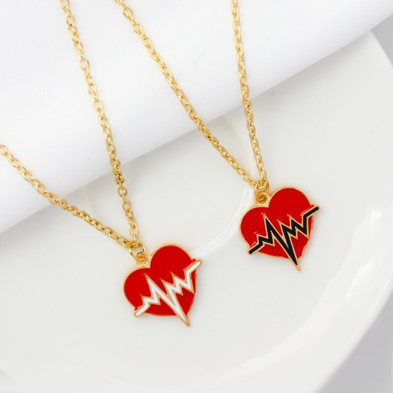 Red Heart Necklace Black/White Color Heartbeat Wave Heart Pendant Necklace - MERGE.DAY.1.FREESTYLE