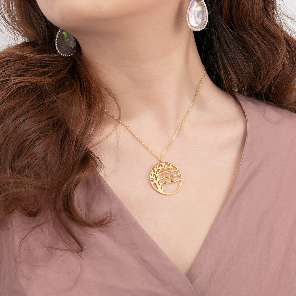 Family Tree Necklace Customized Nameplate with 3 Names Round Tree of Life Pendant - MERGE.DAY.1.FREESTYLE