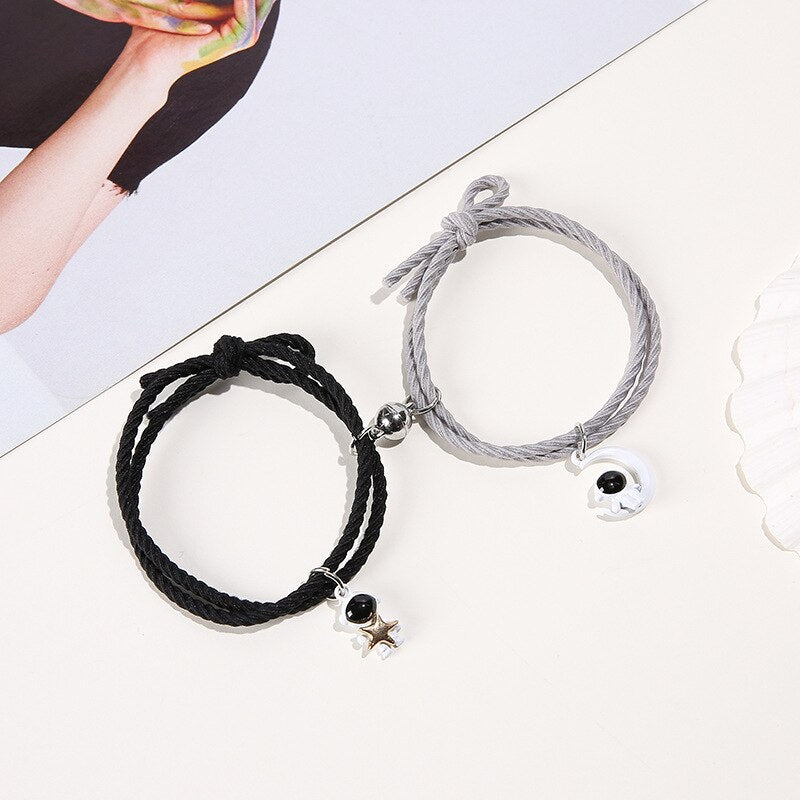 2Pcs/ Set Cartoon Magnetic Couple Bracelets with Moon Robots Pendant - MERGE.DAY.1.FREESTYLE