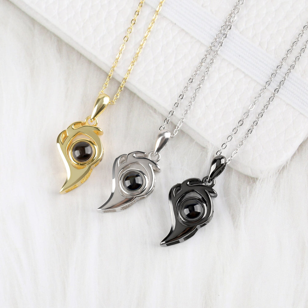 One Pair Magnetic Flame Heart Shaped Custom 100 languages Name Projection Couples Necklaces - MERGE.DAY.1.FREESTYLE