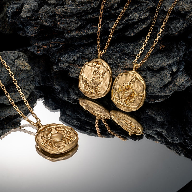 twelve zodiac signs necklace - MERGE.DAY.1.FREESTYLE