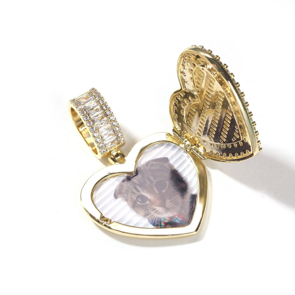 heart locket necklace - MERGE.DAY.1.FREESTYLE