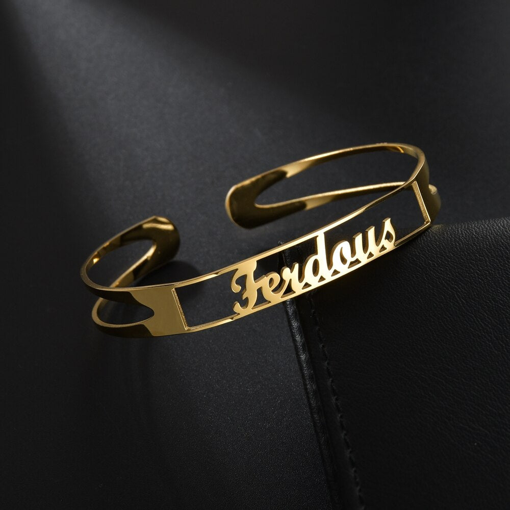Customized Letter Name Bracelet Bangles for Women Men Chrismas Jewelry Gift - MERGE.DAY.1.FREESTYLE