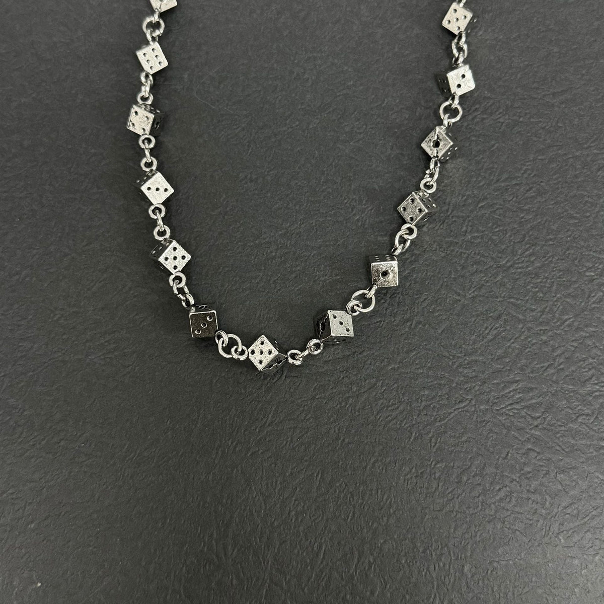 vajra dice metal waist chain - MERGE.DAY.1.FREESTYLE