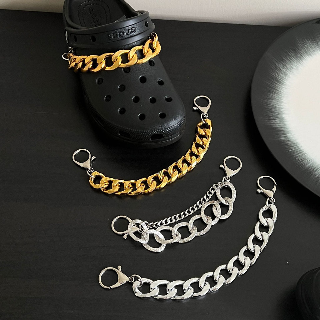 Hole shoe chain cool punk dark multi-layer shoe buckle rivet pearl shoe chain - MERGE.DAY.1.FREESTYLE