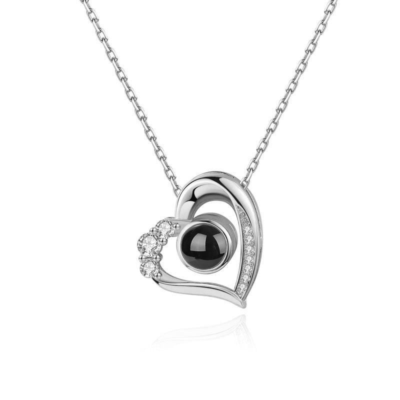 Heart Shaped Projection necklace - MERGE.DAY.1.FREESTYLE
