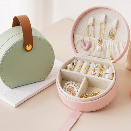 PU leather portable round jewelry box - MERGE.DAY.1.FREESTYLE