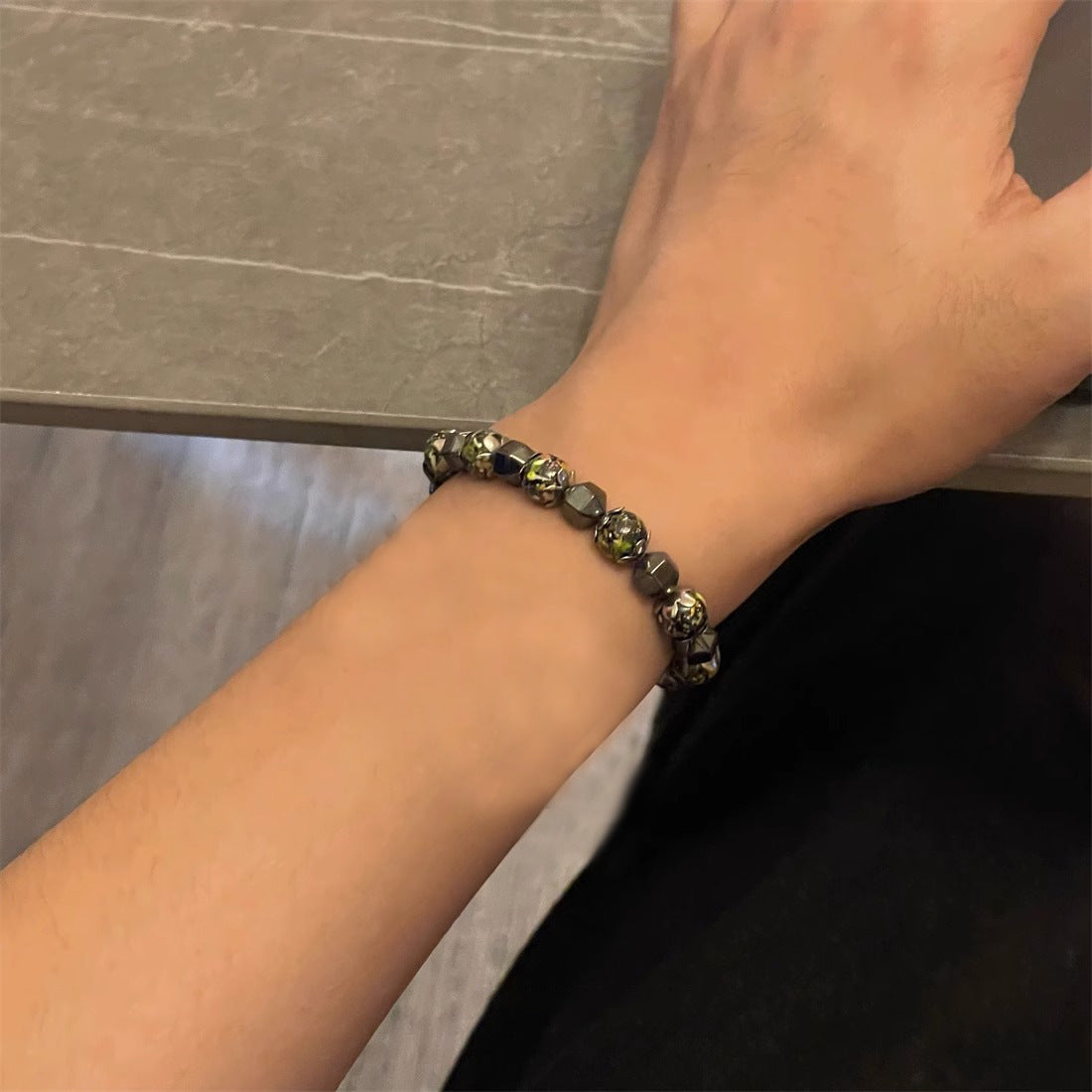 Irregular black gallstone stitching bracelet - MERGE.DAY.1.FREESTYLE