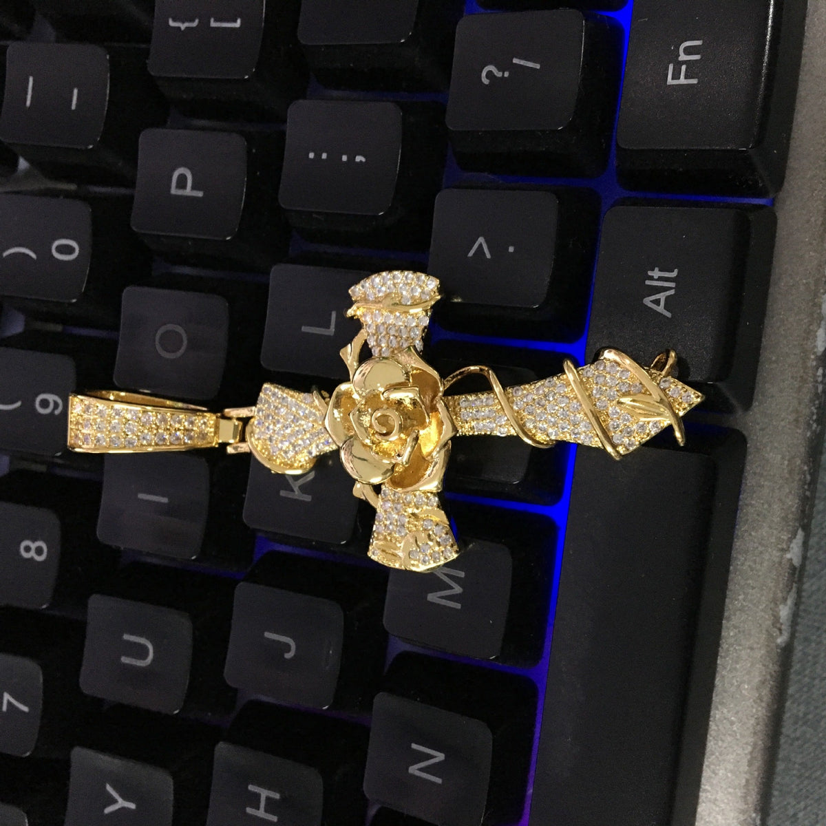 Copper set 5A zirconia rose cross pendant necklace - MERGE.DAY.1.FREESTYLE