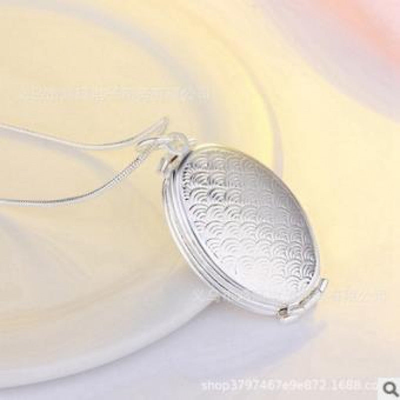 Fish Scale Photo Box Necklace Four Picture Pendant Necklace - MERGE.DAY.1.FREESTYLE