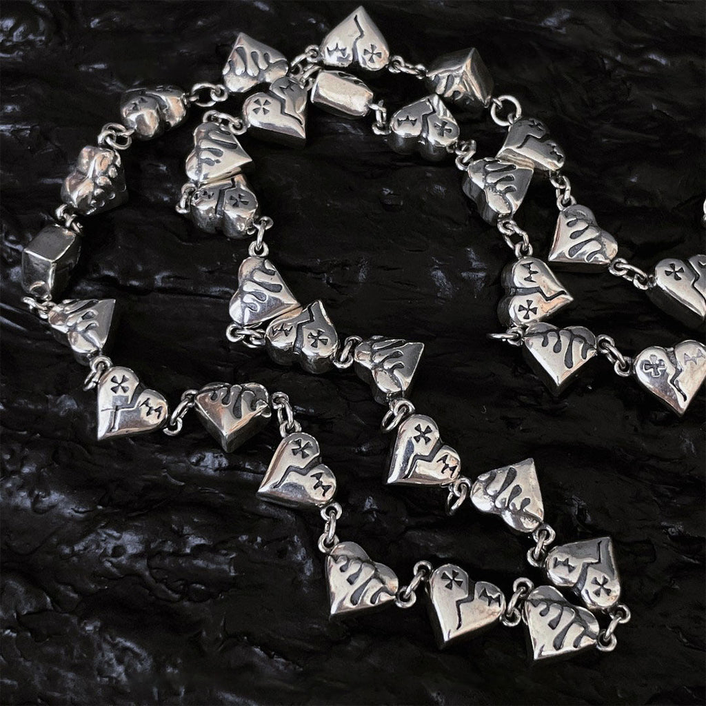 Graffiti heart shaped broken necklace - MERGE.DAY.1.FREESTYLE