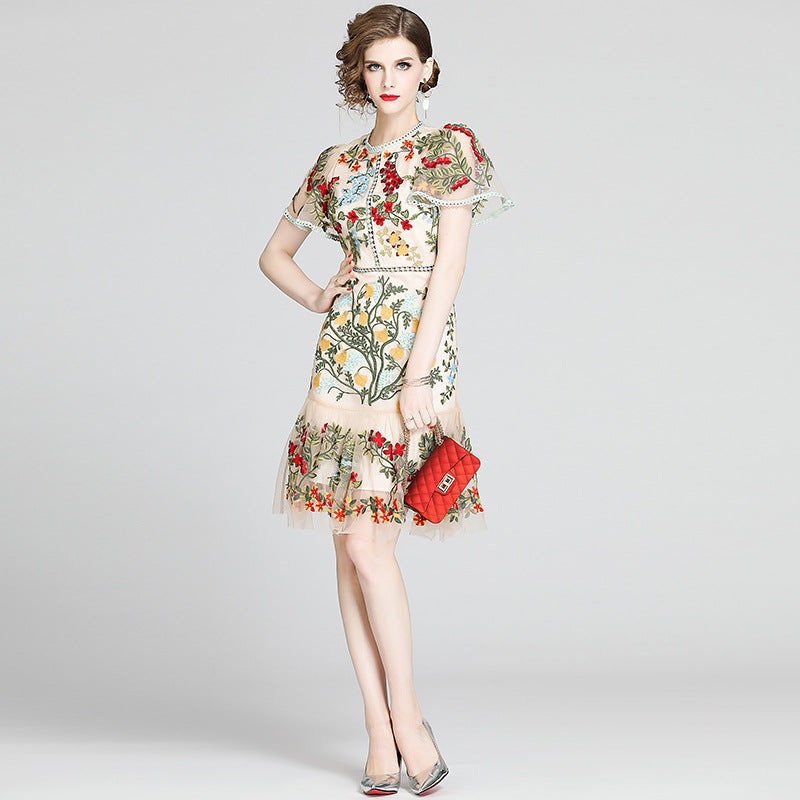 Short-sleeved mesh ruffle dress - MERGE.DAY.1.FREESTYLE