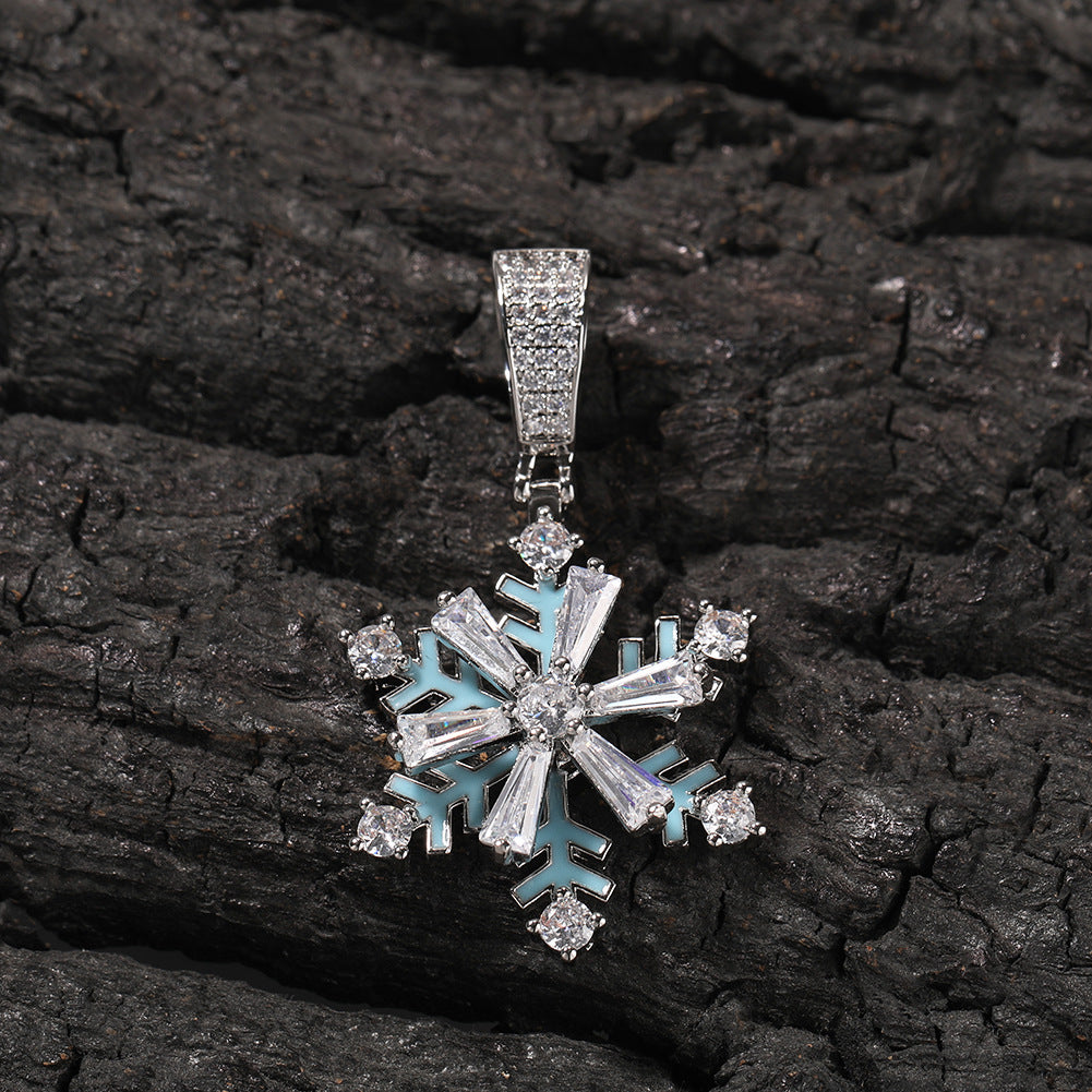 Winter rotating snowflake luminous oil drop pendant - MERGE.DAY.1.FREESTYLE