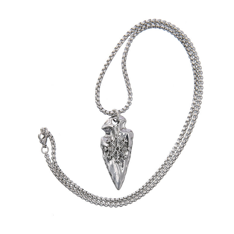 Nordic Viking triangular shield compass necklace - MERGE.DAY.1.FREESTYLE