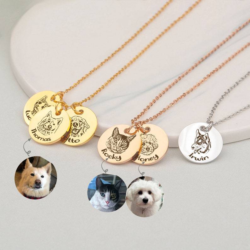 Personalized Engraved 3 Pet Photos Necklace with Name - MERGE.DAY.1.FREESTYLE