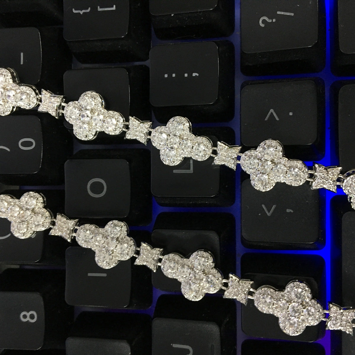 10mm cross flower star bracelet with micro-inlaid zircon - MERGE.DAY.1.FREESTYLE