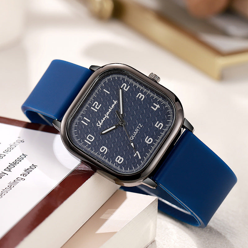 Vintage-style women's quartz watch - MERGE.DAY.1.FREESTYLE