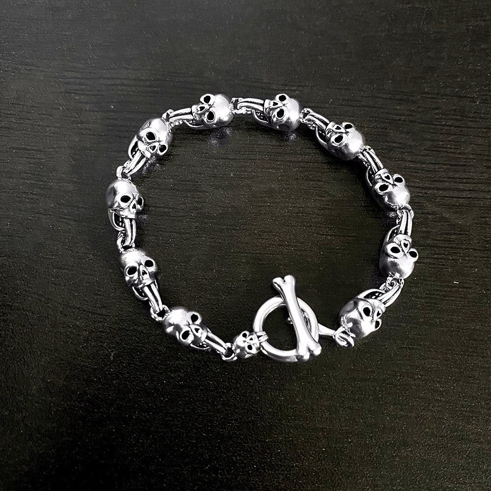 Retro and trendy skull bracelet - MERGE.DAY.1.FREESTYLE