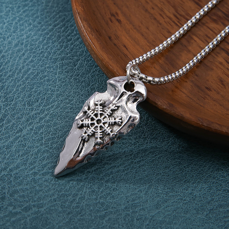 Nordic Viking triangular shield compass necklace - MERGE.DAY.1.FREESTYLE