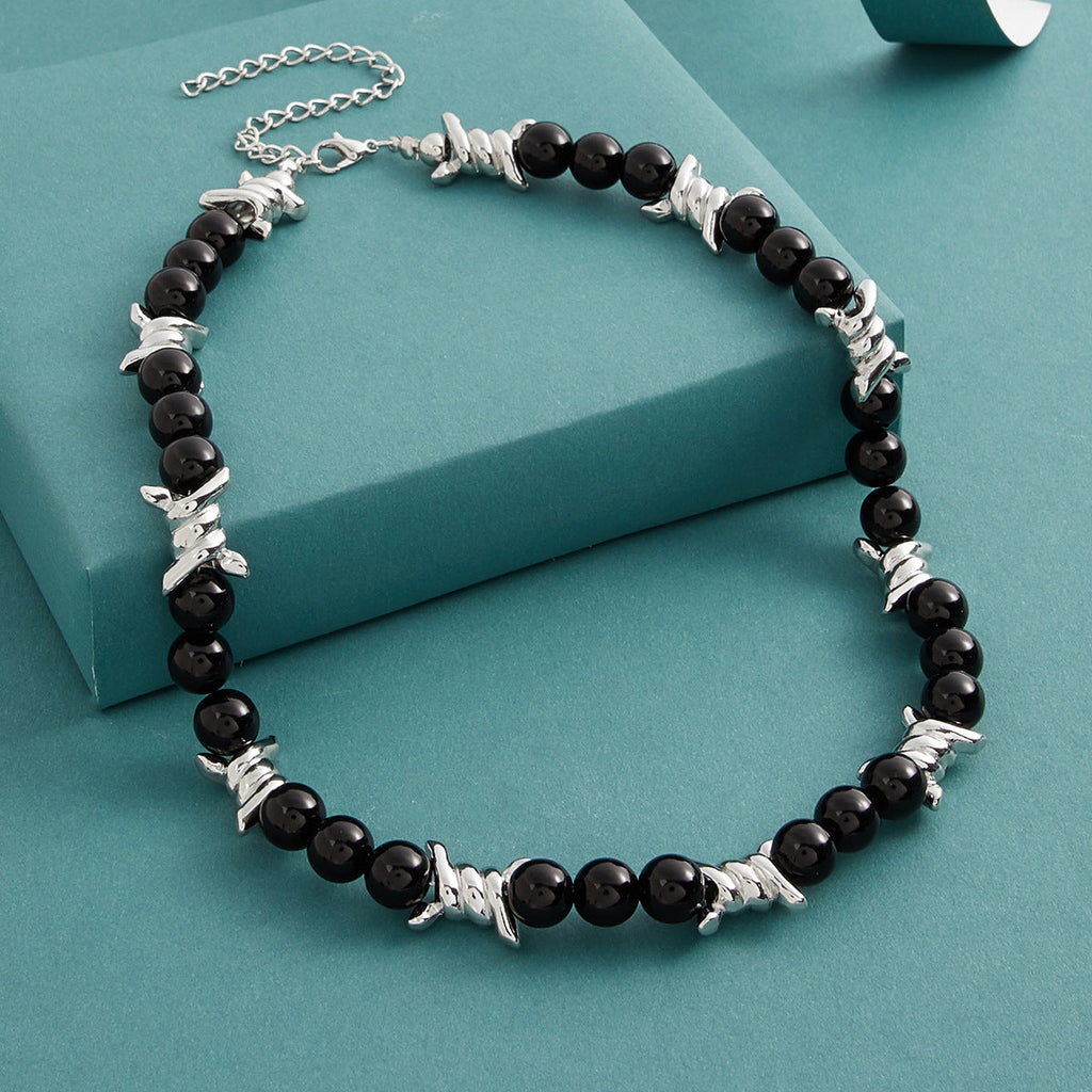 thorn black pearl white pearl necklace - MERGE.DAY.1.FREESTYLE