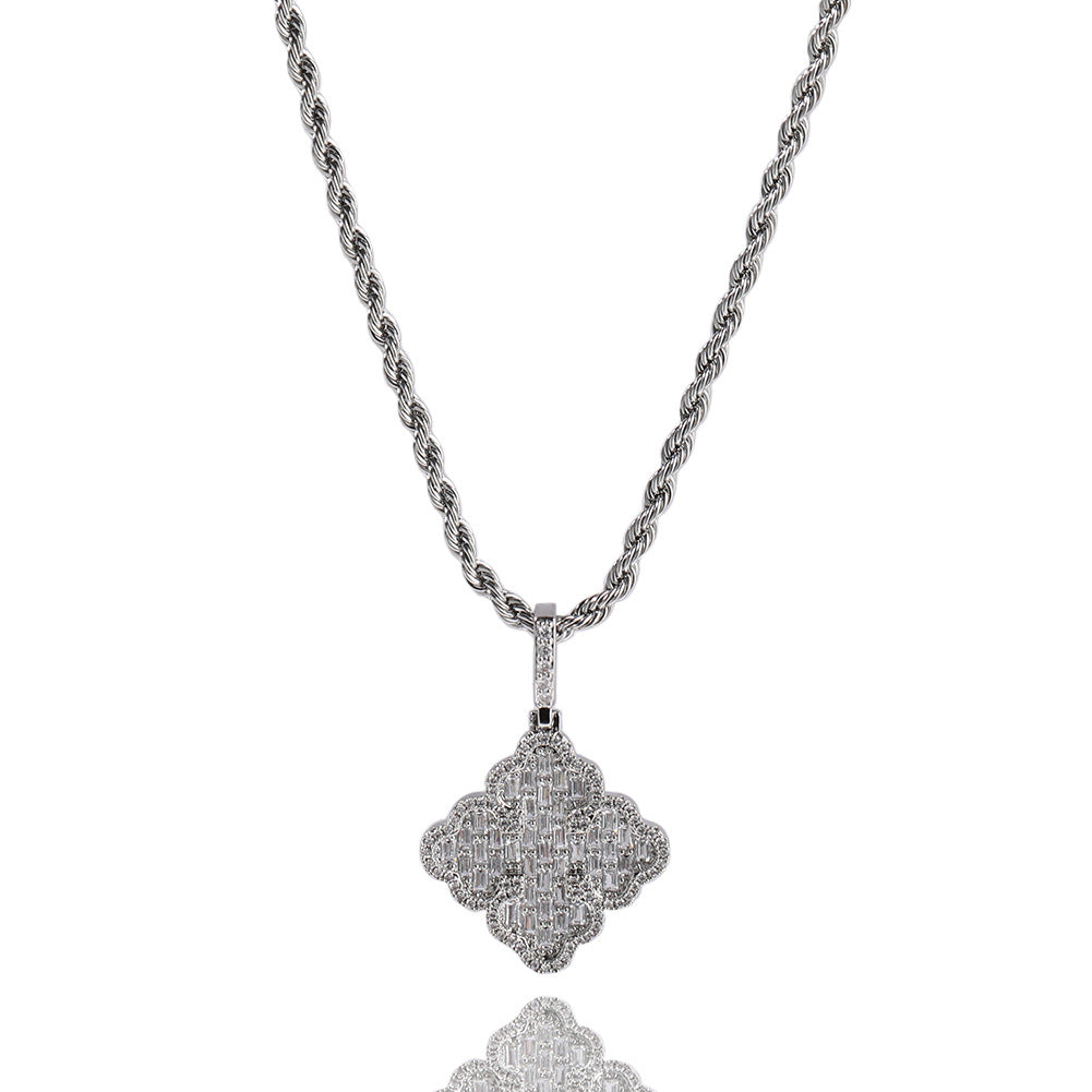 Full-diamond zircon four-leaf clover necklace - MERGE.DAY.1.FREESTYLE