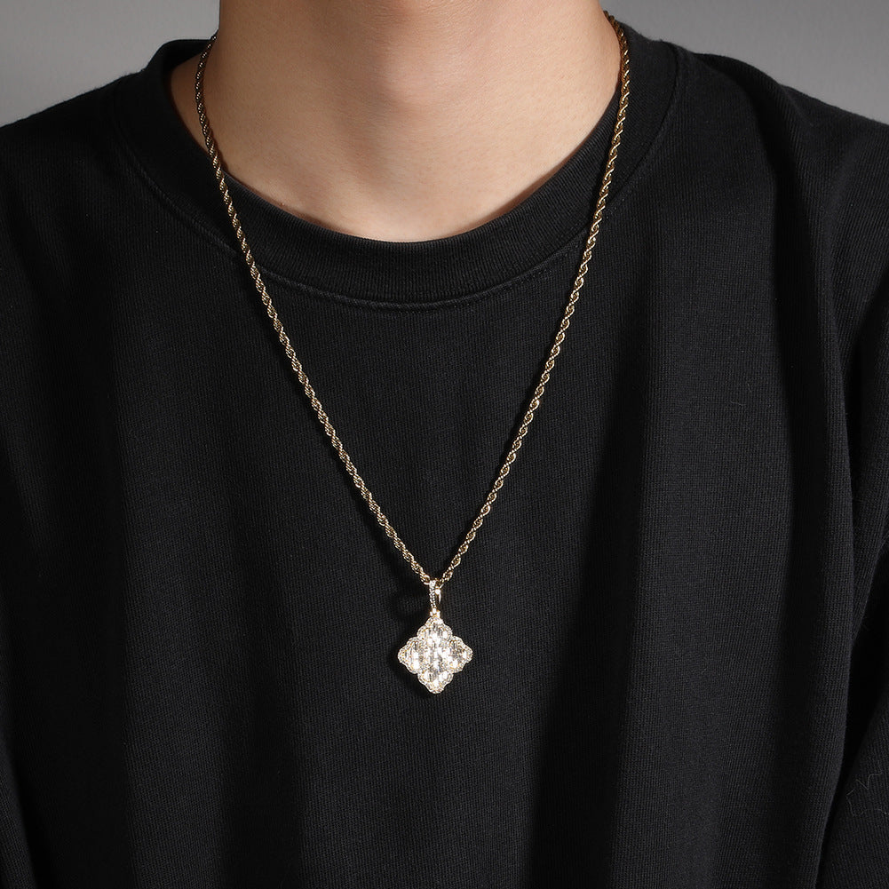 Full-diamond zircon four-leaf clover necklace - MERGE.DAY.1.FREESTYLE
