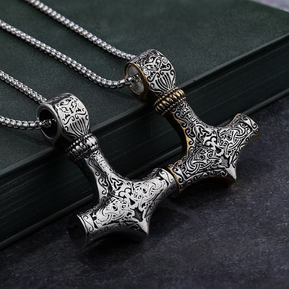Viking mjolnir necklace - MERGE.DAY.1.FREESTYLE