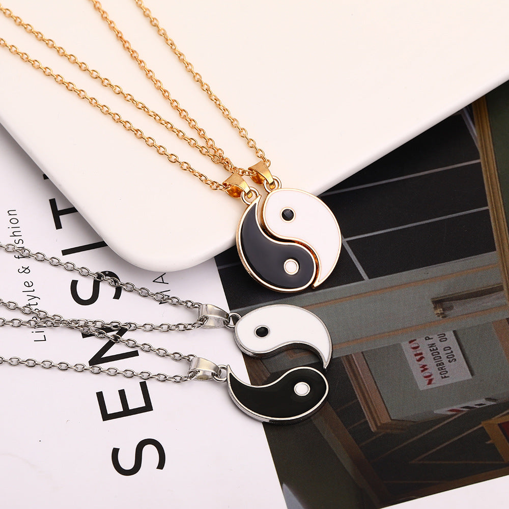 yin yang necklace - MERGE.DAY.1.FREESTYLE