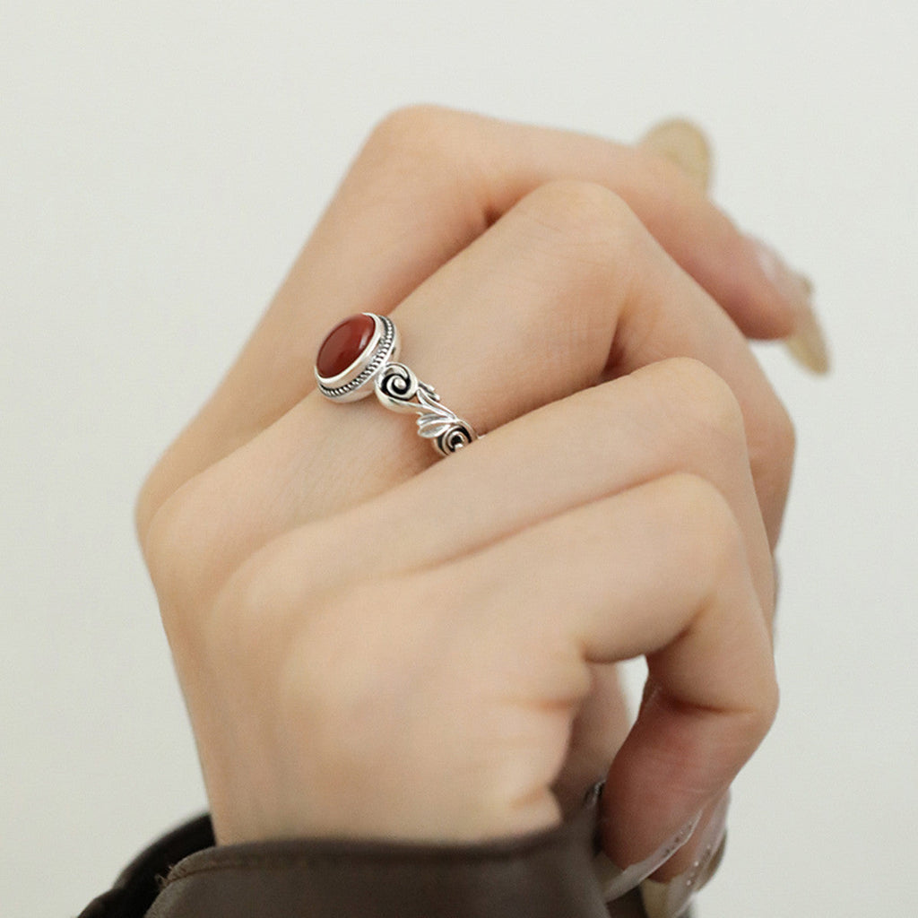 Egg-shaped red and green stone ring - MERGE.DAY.1.FREESTYLE